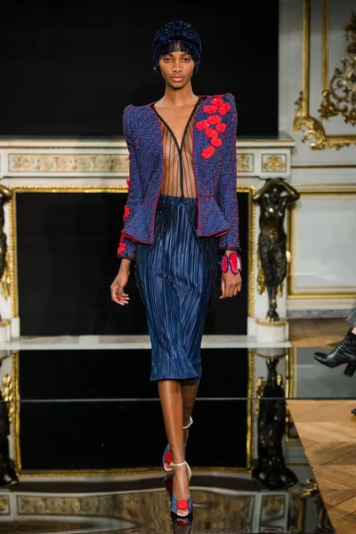 Look 41